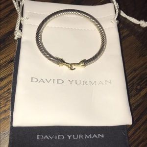 David Yurman women’s cable buckle bracelet w/ gold